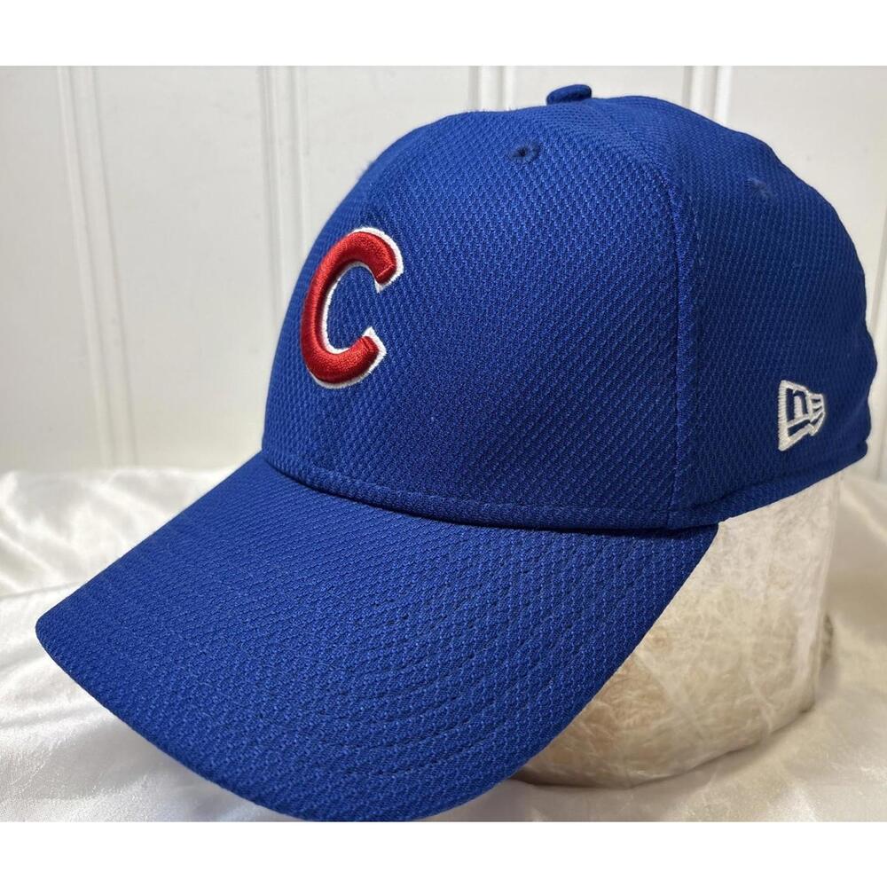 NEW NWOT Chicago Cubs NEW ERA 39THIRTY Flex Fit Hat Cap Medium Large Blue